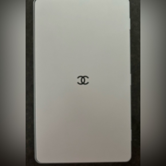 Chanel Photo Prints By Karl Lagerfeld  Collection Tin Set 2001 Set Of 17 Prints - Picture 2 of 9